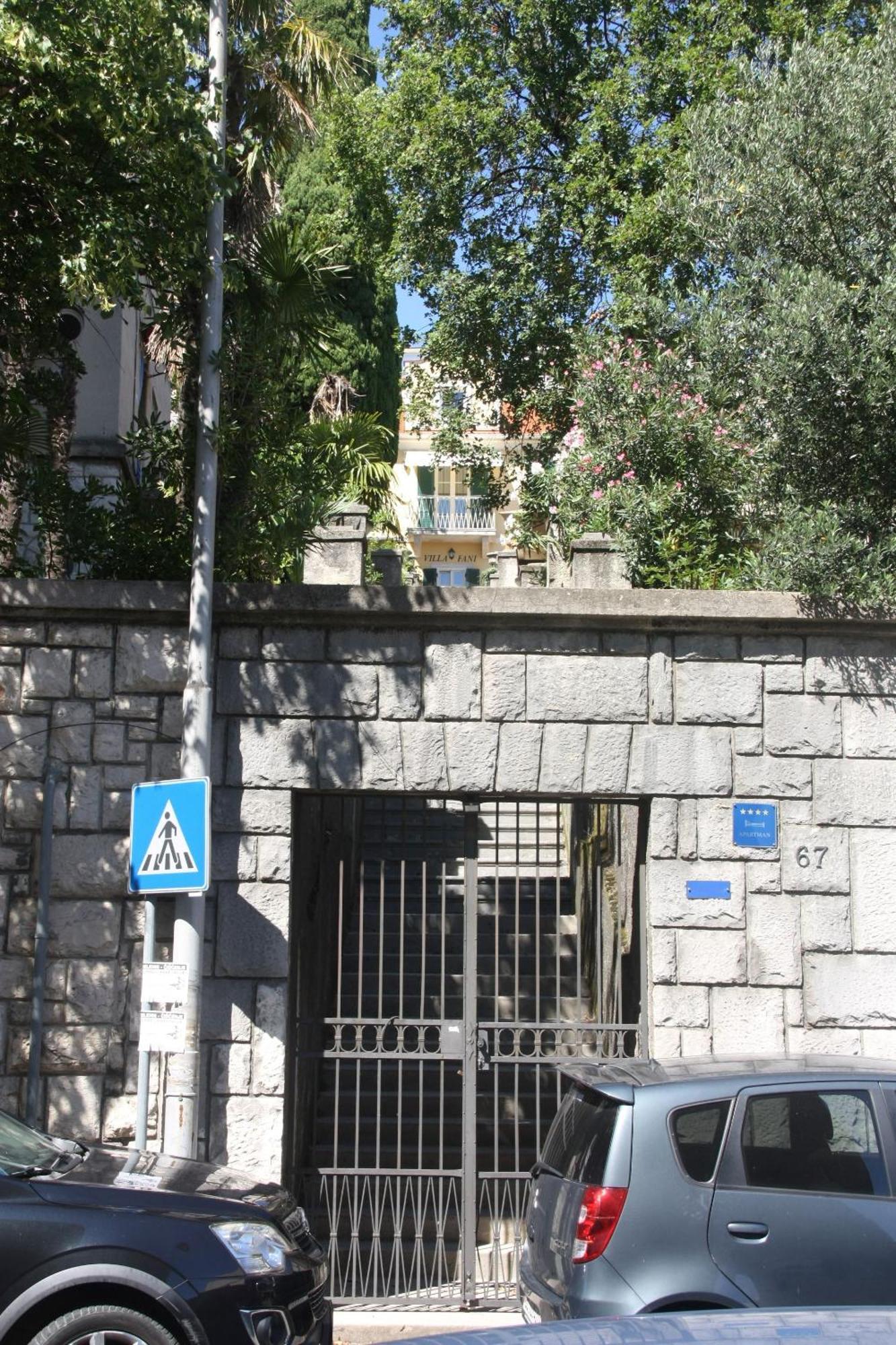 Fani Apartment *